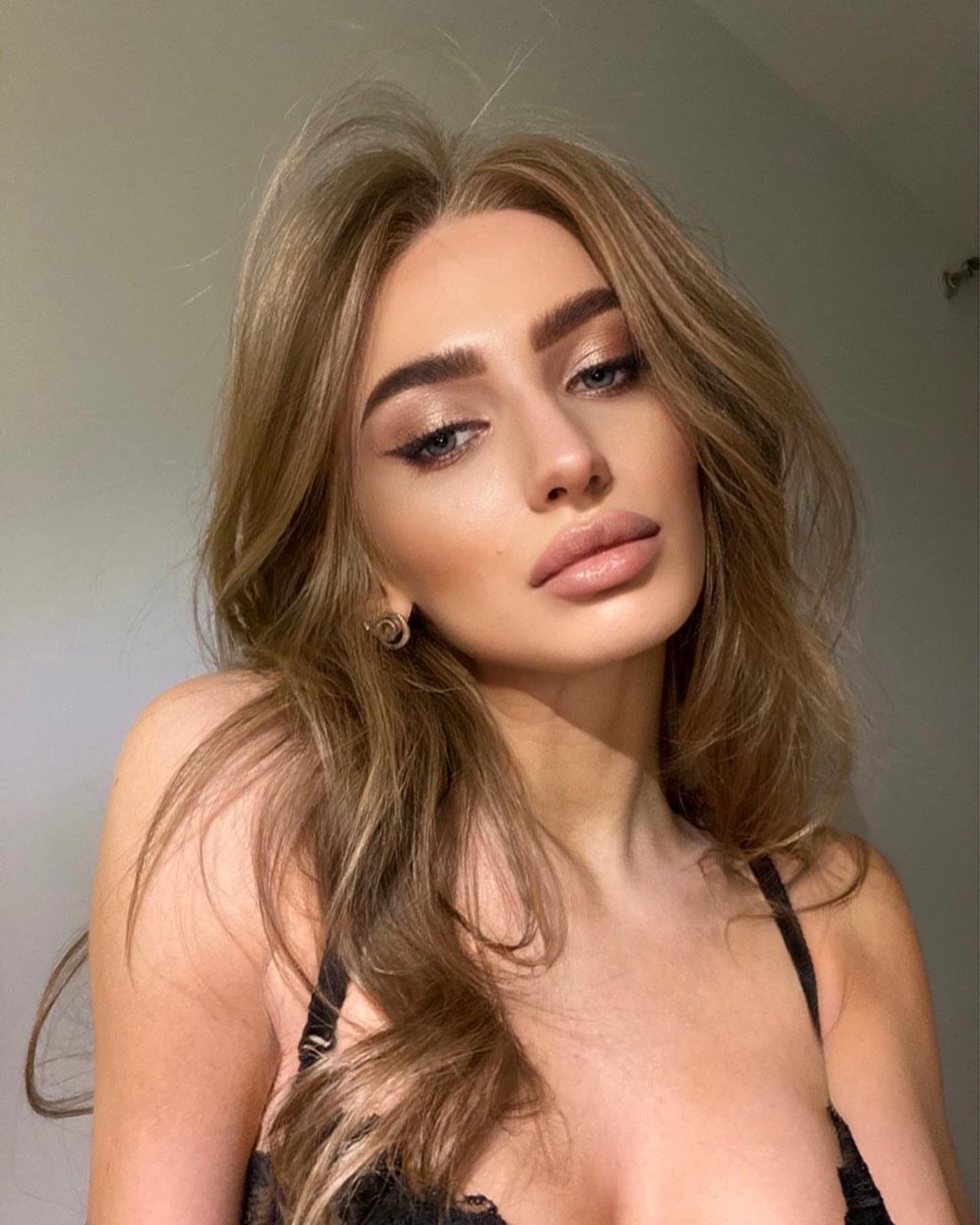 Dana — photo 2