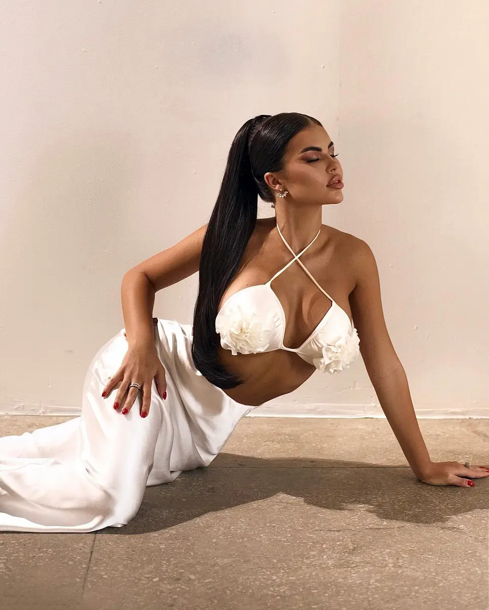 Alison escort in Dubai