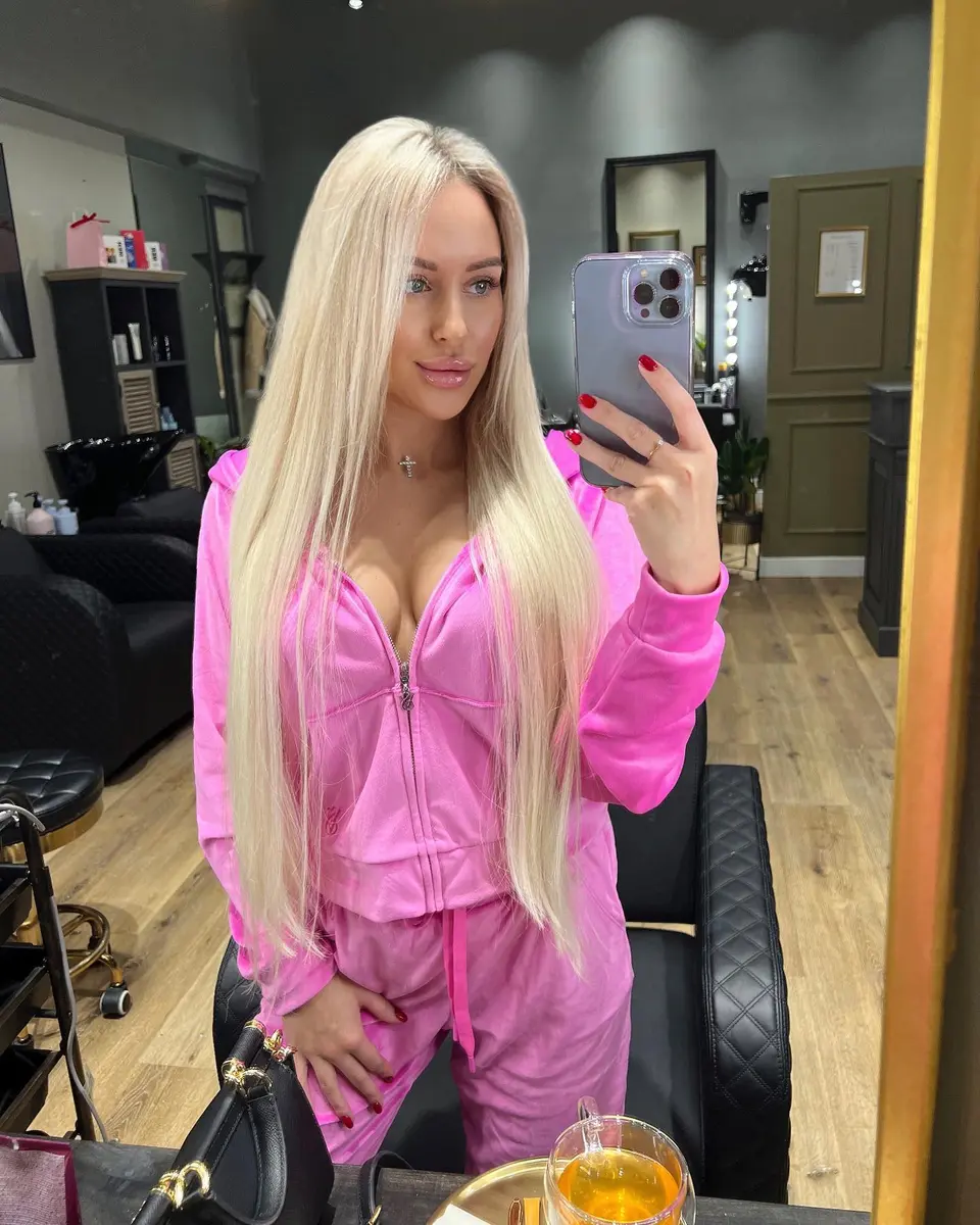 Angela escort in Dubai