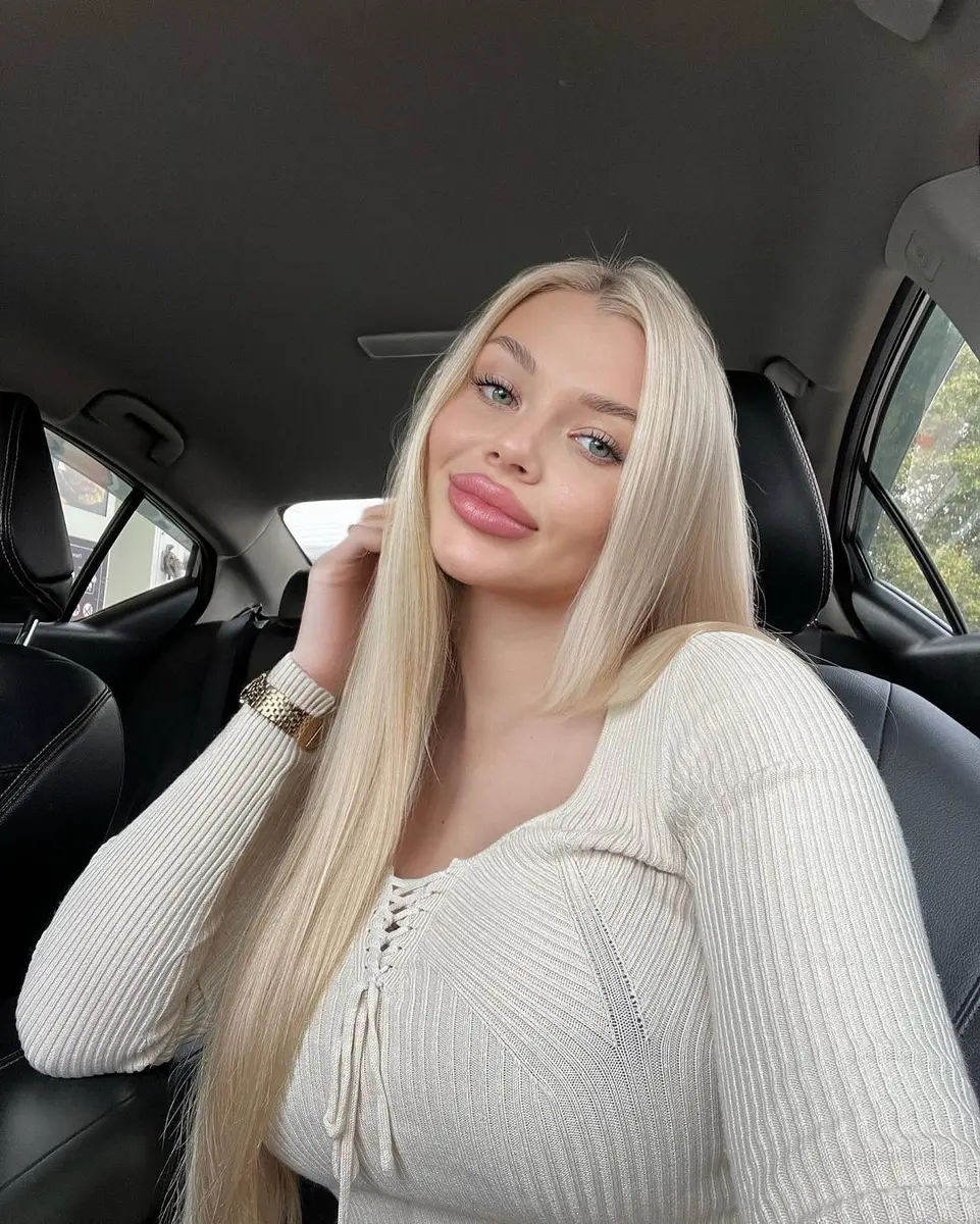 Assol escort in Dubai