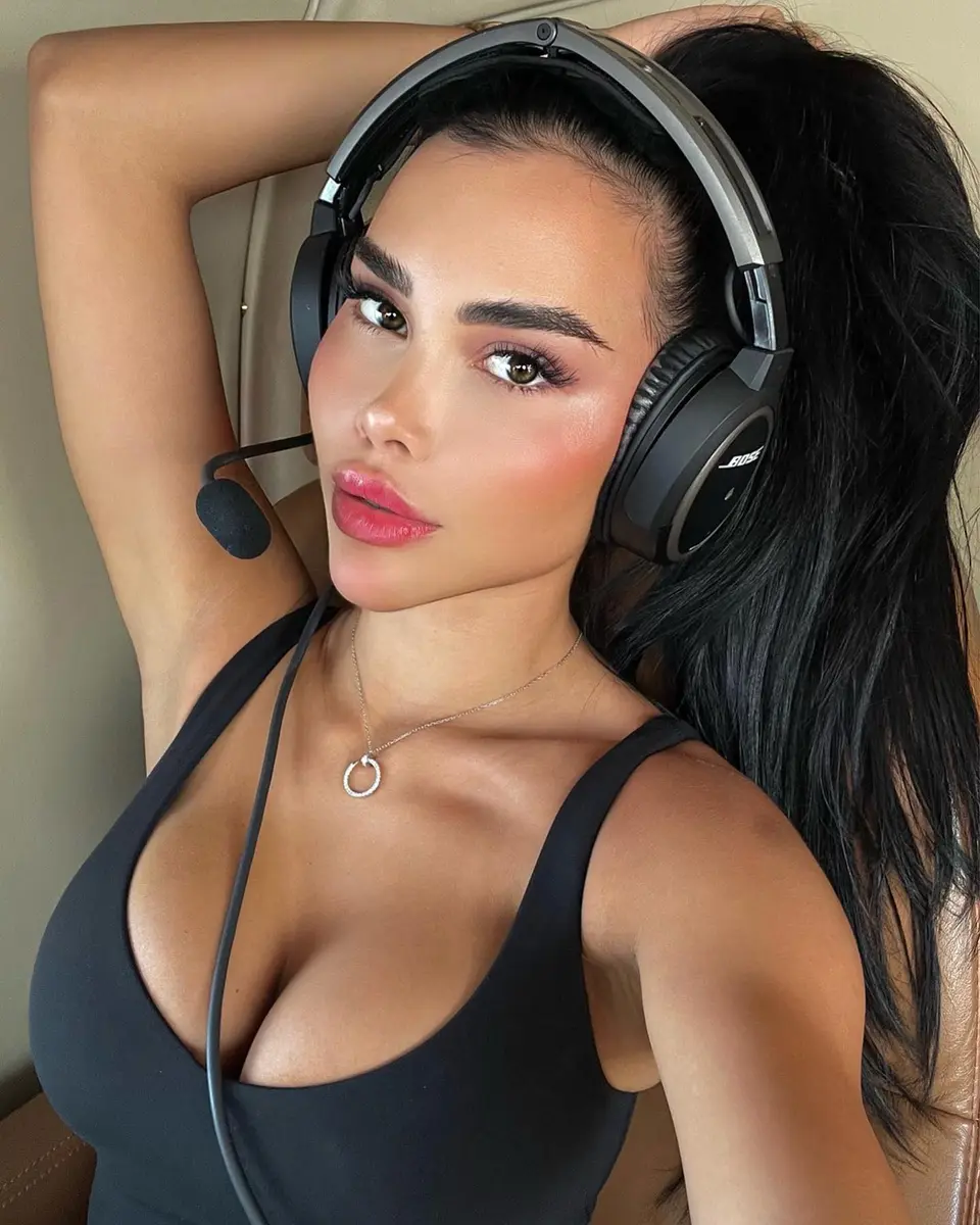 Carla escort in Dubai