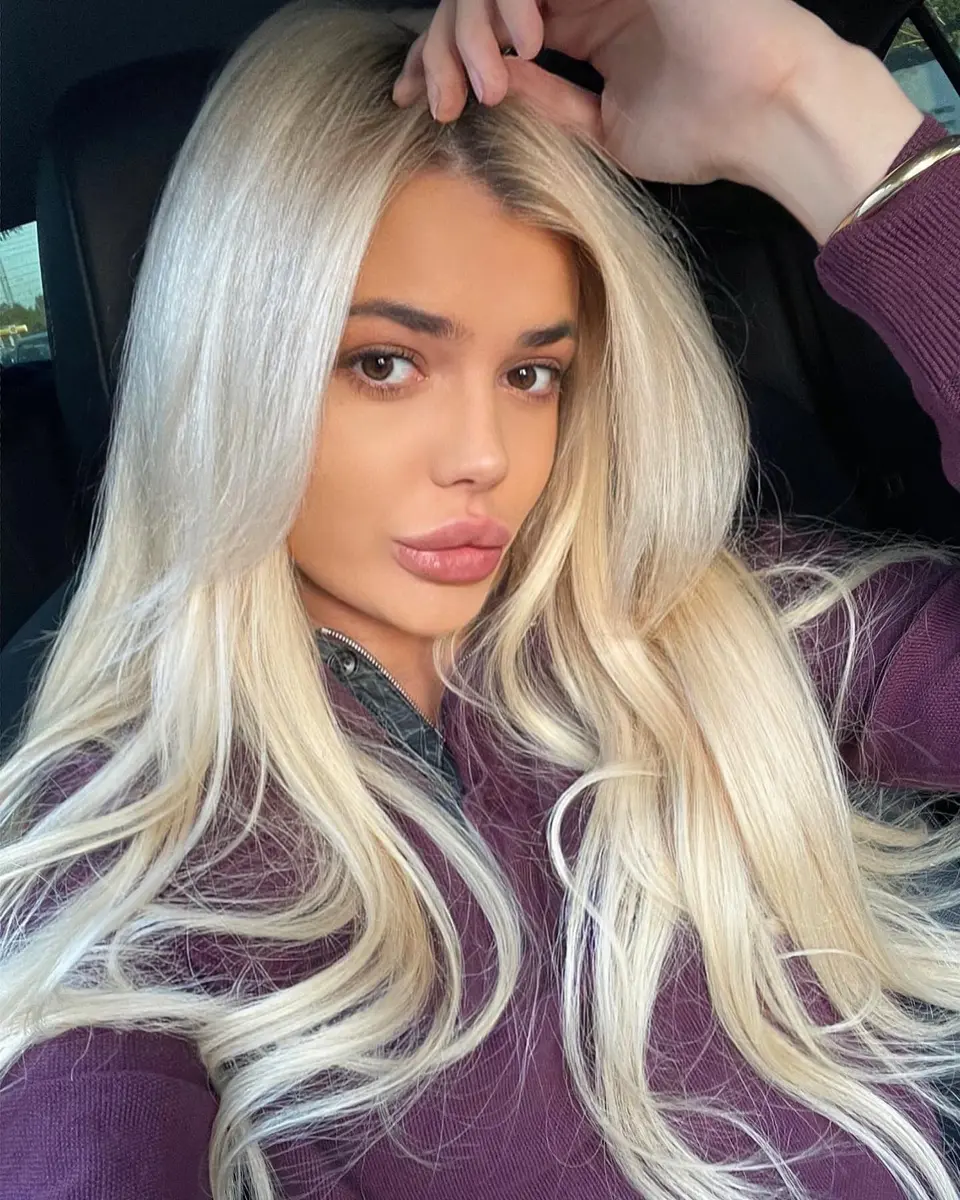 Dinars escort in Dubai