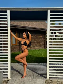 Elya escort in Dubai