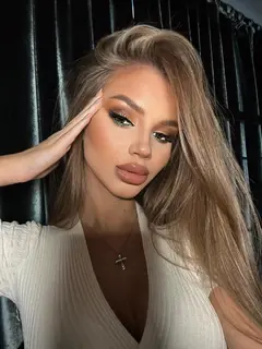 Jeannette escort in Dubai