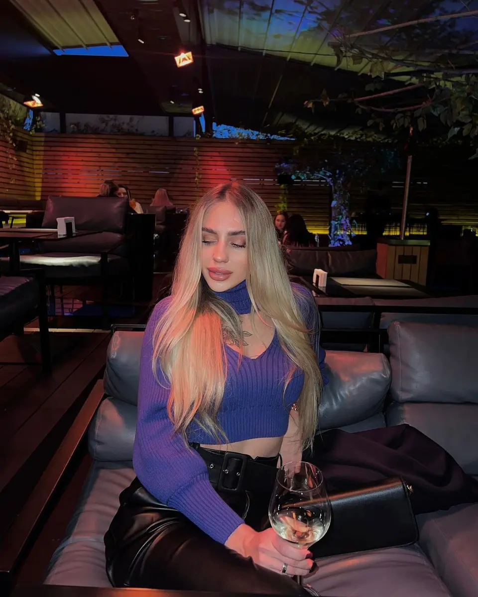 Lavika escort in Dubai