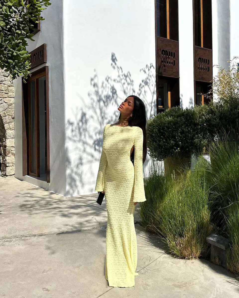 Polyminea escort in Dubai