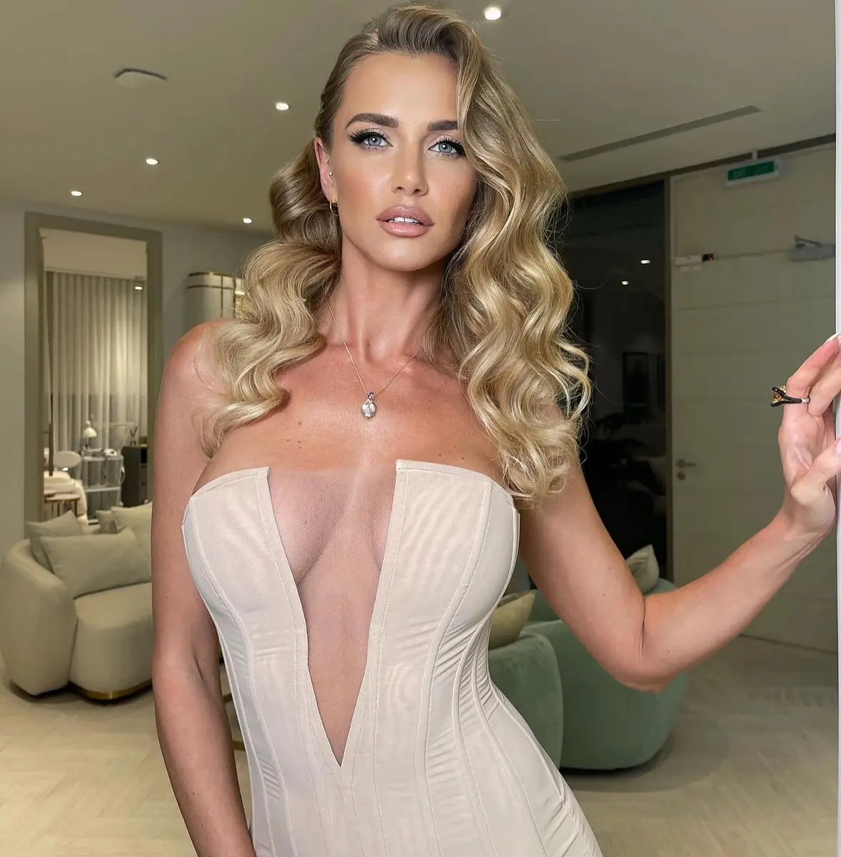 Tiffany escort in Dubai