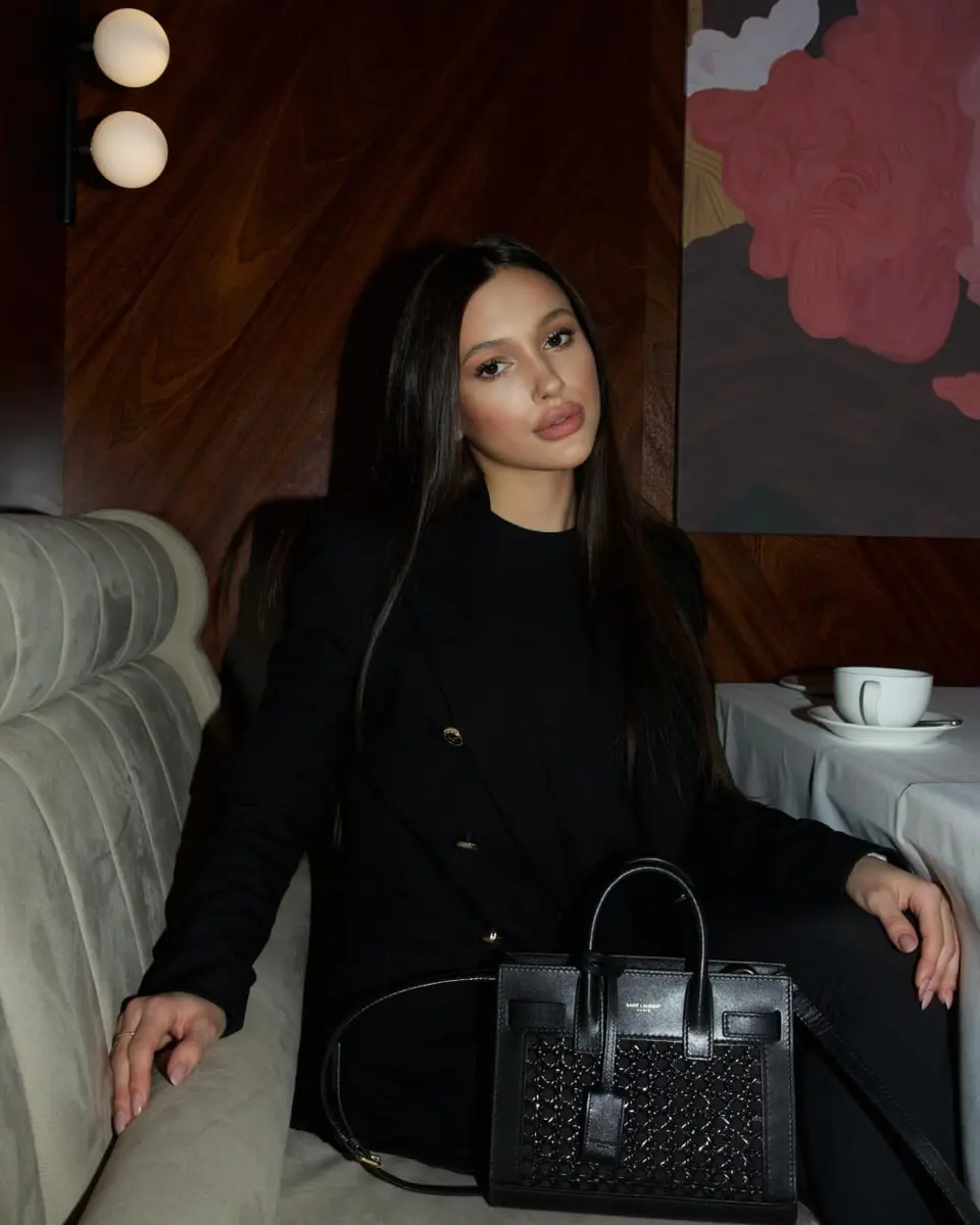 Вивьен эскорт в городе Дубай