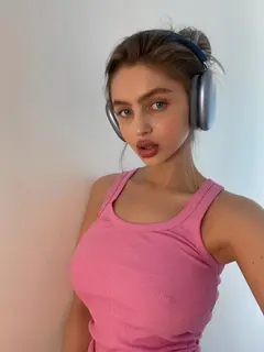 Vlada escort in Dubai