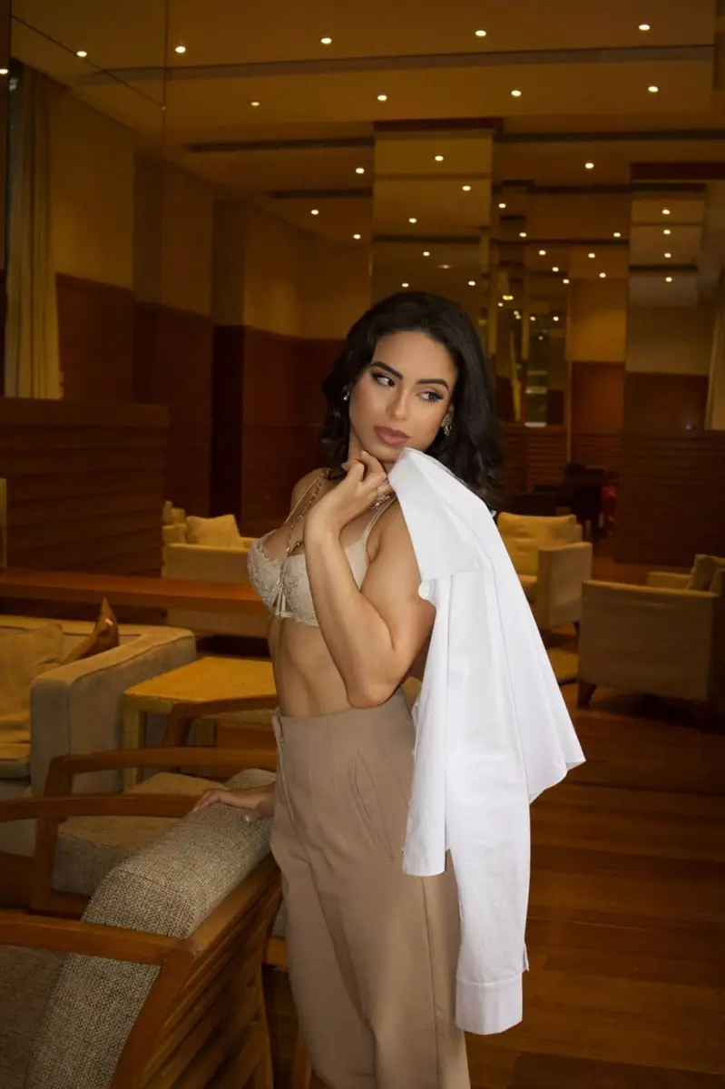 Цинния эскорт в городе Дубай